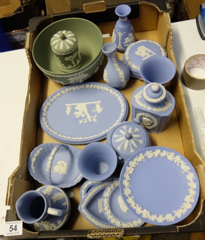 Appraisal: A collection of Wedgwood jasperware in green and blue colours