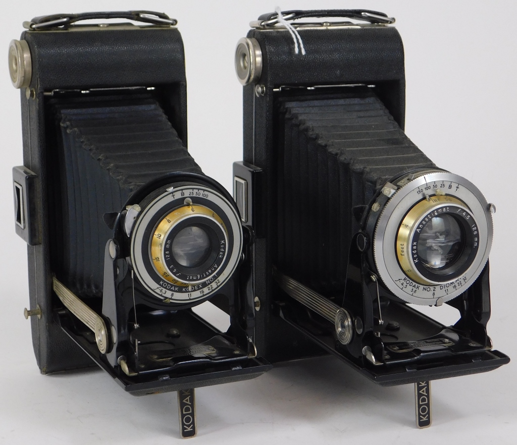 Appraisal: LOT OF KODAK JUNIOR SIX- FOLDING CAMERAS Lot of Kodak