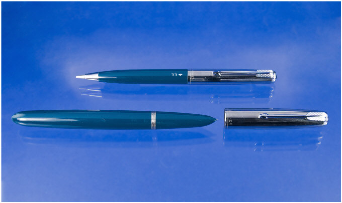 Appraisal: Parker A Parker teal blue mint set in original box