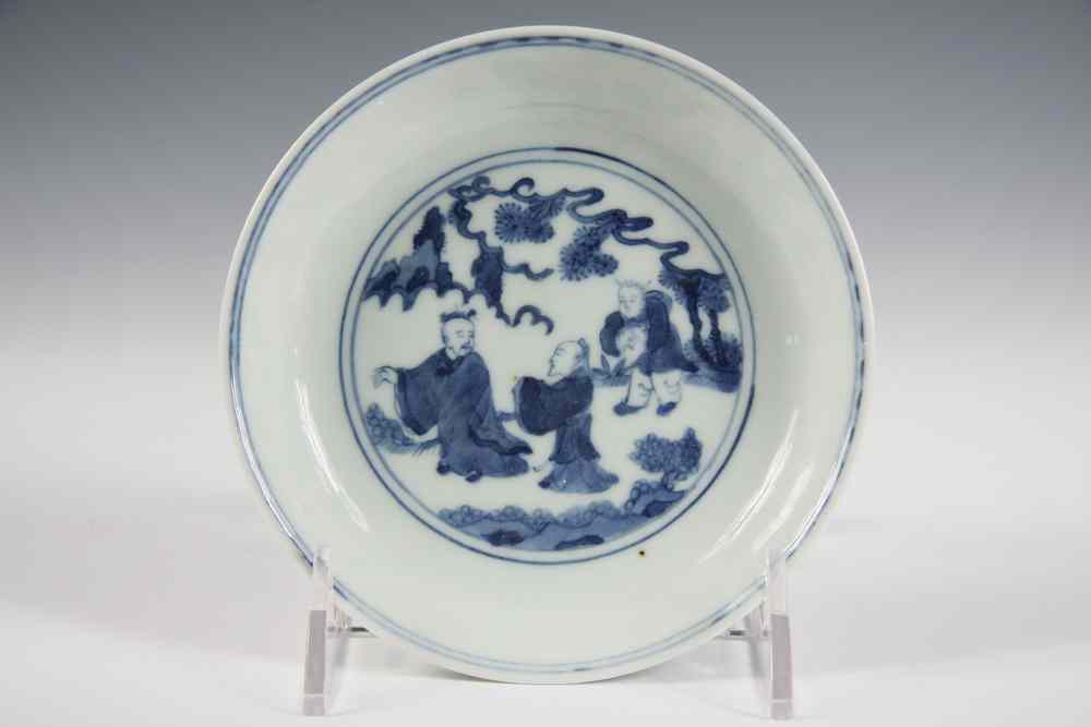 Appraisal: CHINESE PORCELAIN DISH - Chinese Blue White Dish with Three