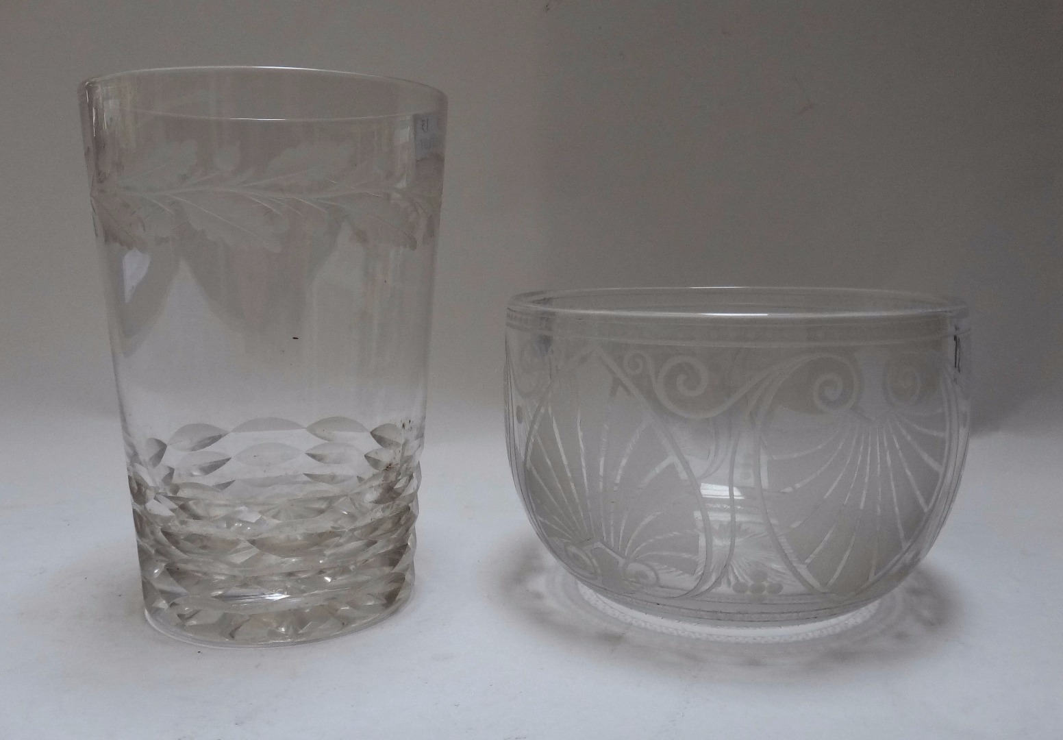 Appraisal: Six Edwardian acid etched glass rinsing bowls with star cut