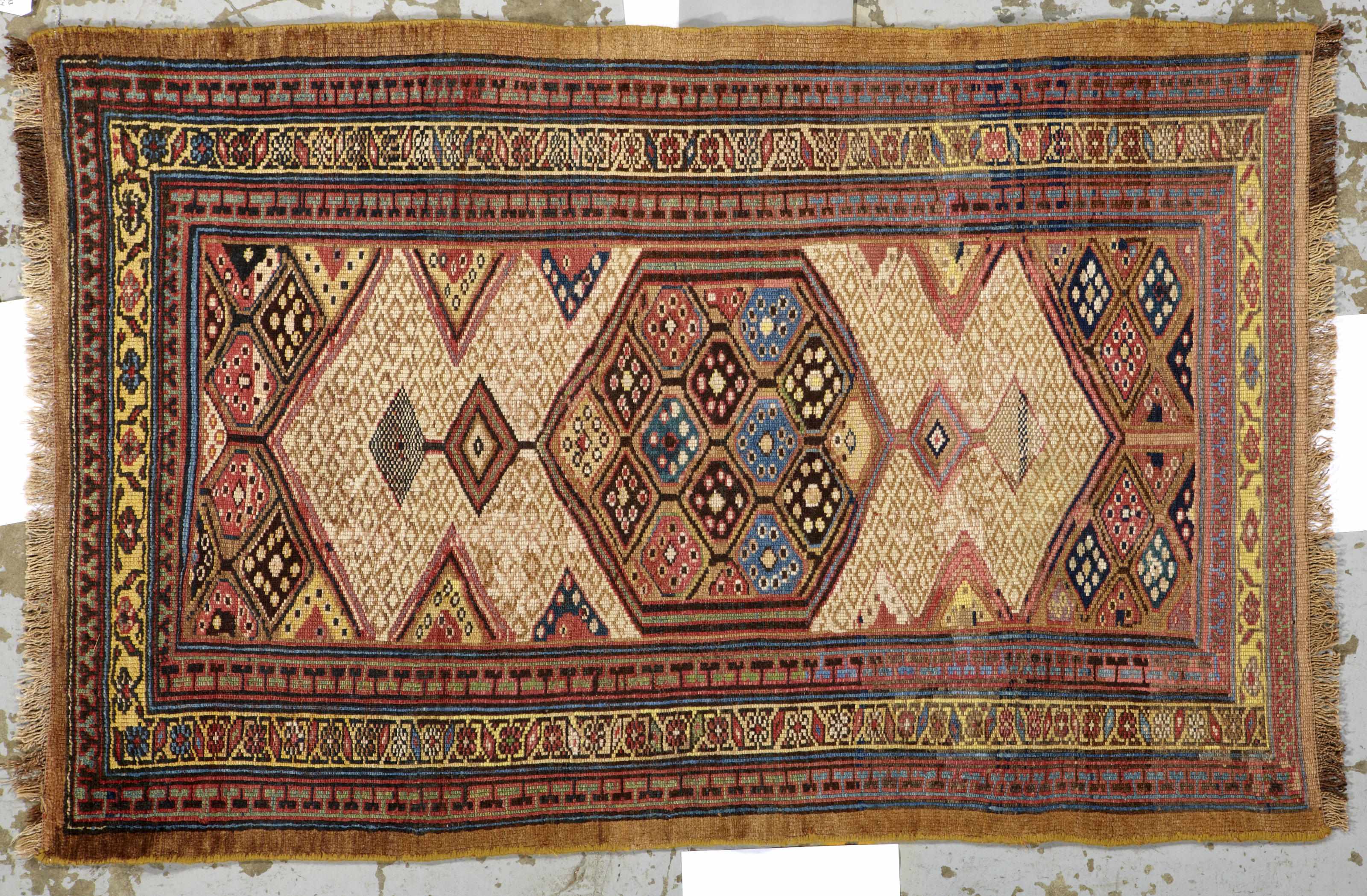 Appraisal: A Serab rug Northwest Persiacirca size approximately ft in x