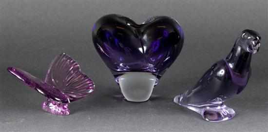 Appraisal: Rosenthal porcelain heart-shaped vase Baccarat crystal parrot figure and a