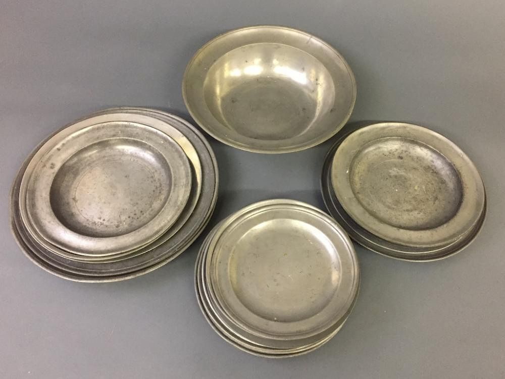 Appraisal: Twenty-two Pewter Plates Twenty-two pewter plates by Townsend Compton Henry