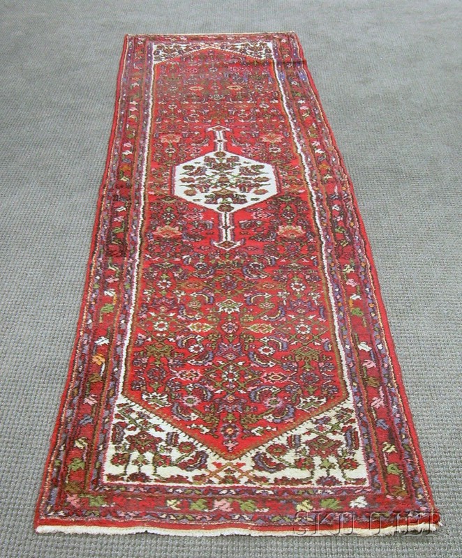 Appraisal: Hamadan Runner Northwest Persia th century ft in x ft