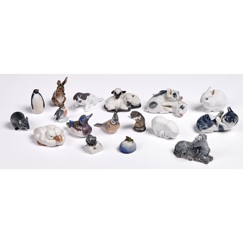 Appraisal: Seventeen Royal Copenhagen models or groups of animals various sizes