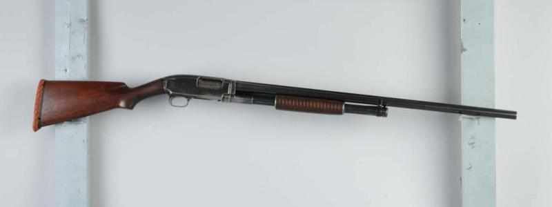 Appraisal: Winchester Model Shotgun Description GA Barrel length Pump action Clean