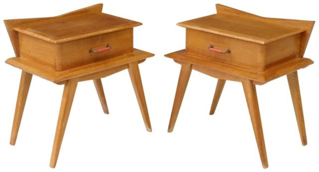 Appraisal: pair Mid-century modern oak bedside cabinets c s single drawer