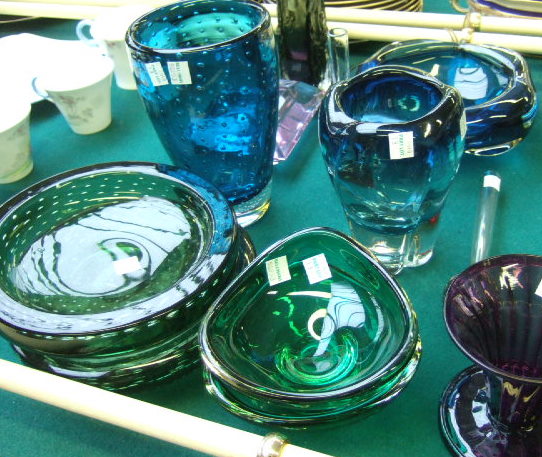 Appraisal: A quantity of studio glasswares including a Whitefriars green glass