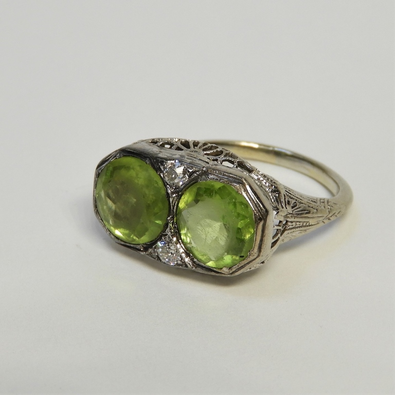 Appraisal: FINE ESTATE ART DECO K WHITE GOLD PERIDOT RING Circa