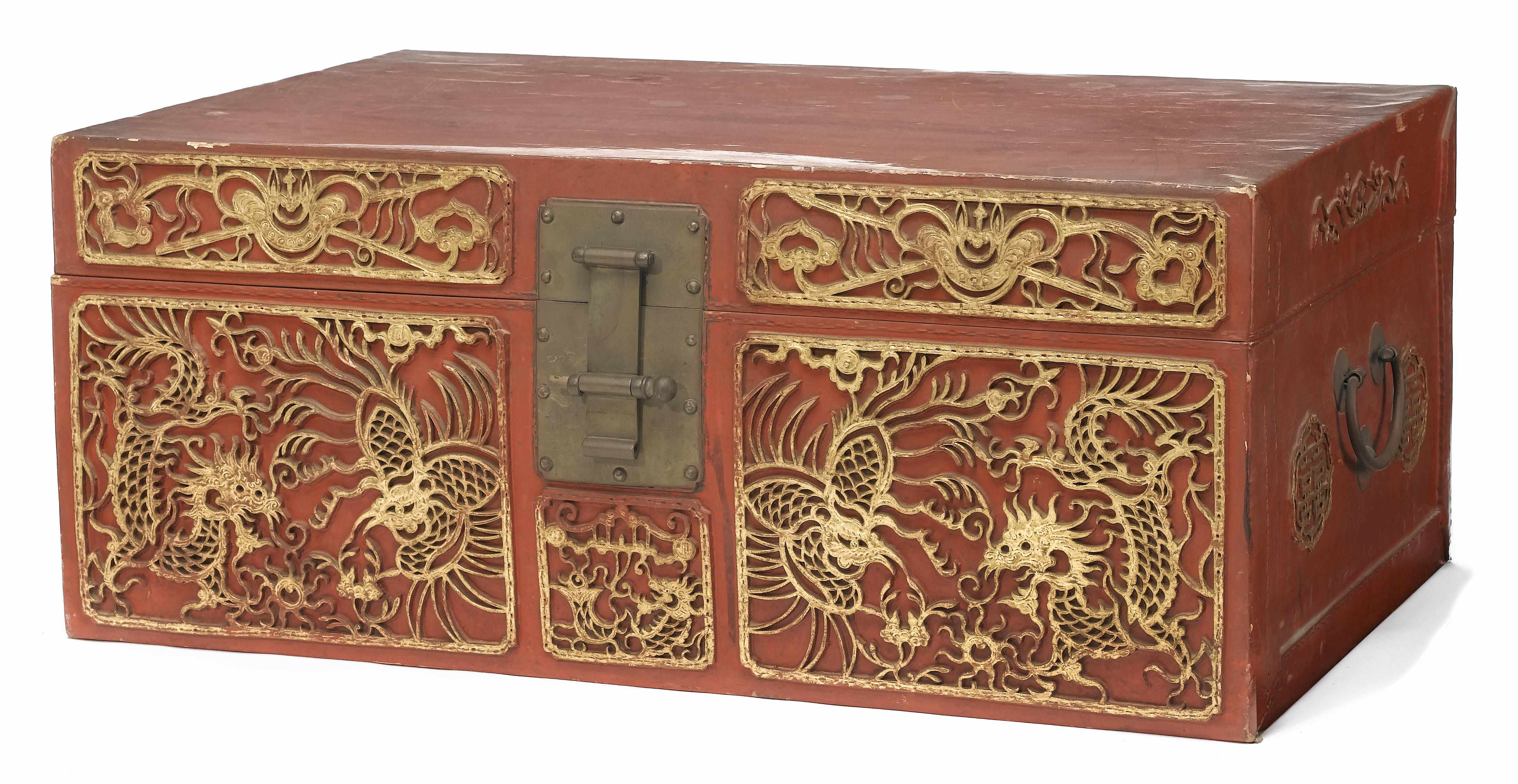 Appraisal: A Chinese red lacquered storage trunk with lift top th