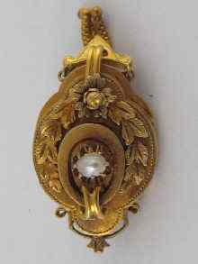 Appraisal: A yellow metal tests carat gold pearl set Victorian brooch