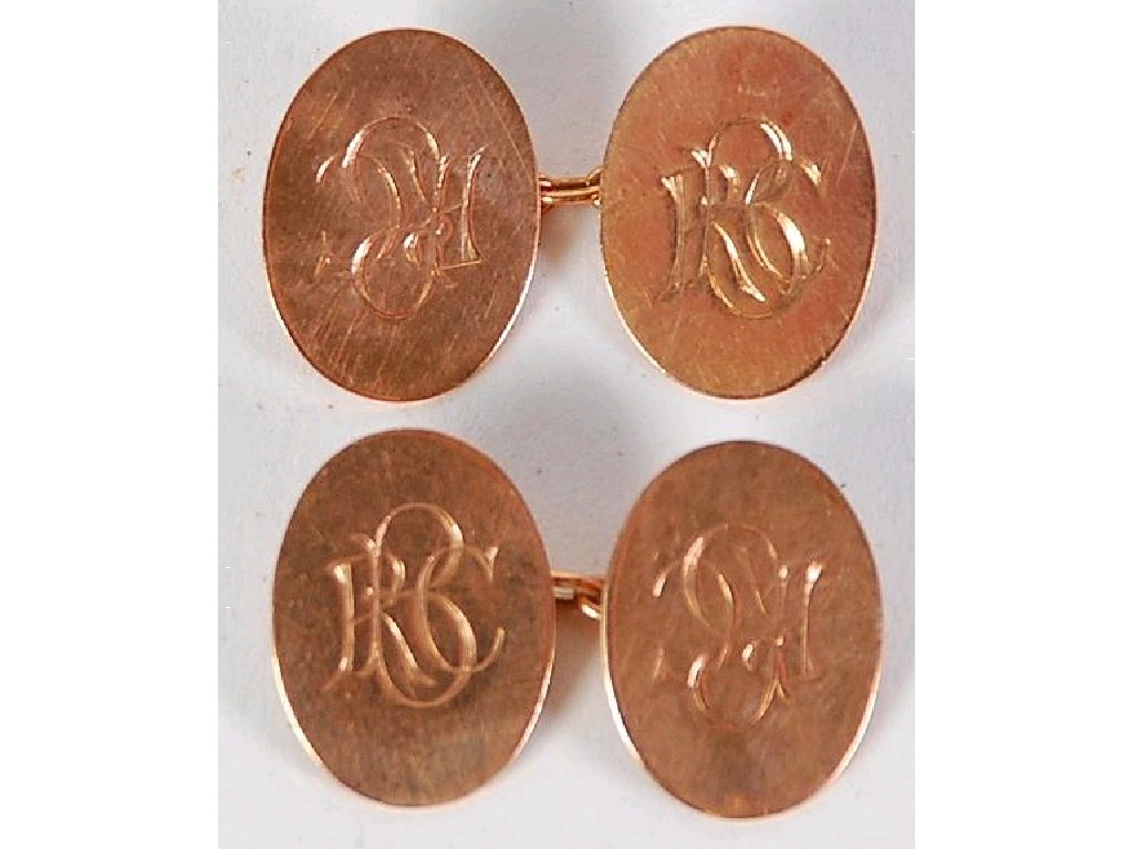 Appraisal: PAIR OF ct GOLD DOUBLE OVAL CUFF LINKS in case