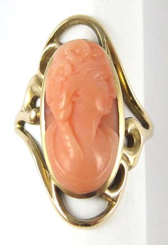 Appraisal: CAMEO AND TEN KARAT GOLD RING featuring an oval pink