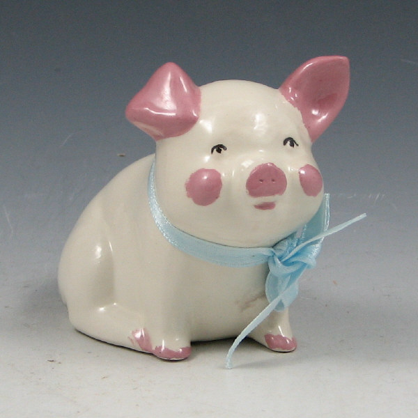 Appraisal: Hull Pottery Association Commemorative Hull Pottery Association Commemorative pig for