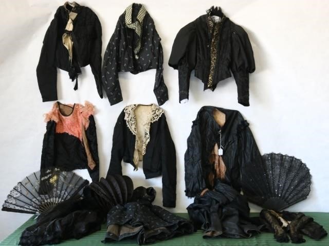 Appraisal: PIECES OF TH C BLACK MOURNING CLOTHINGTO INCLUDE ONE COLLAPSIBLE