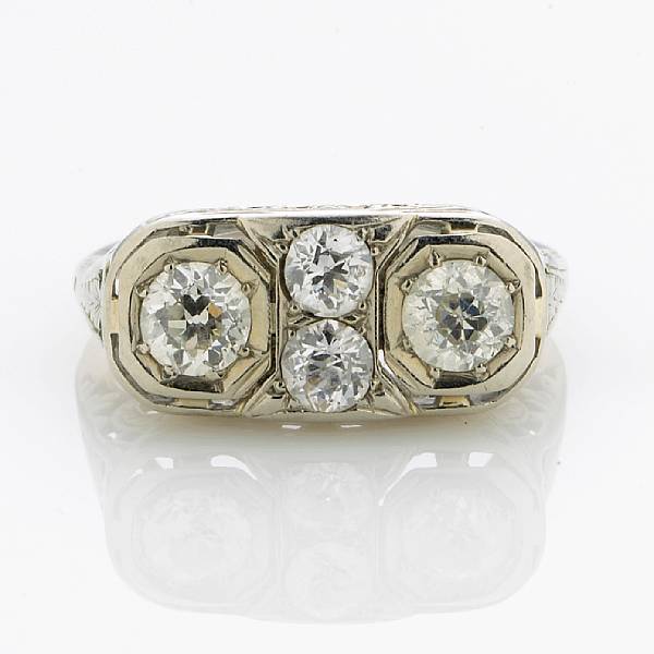 Appraisal: A diamond ring estimated total diamond weight carat mounted in