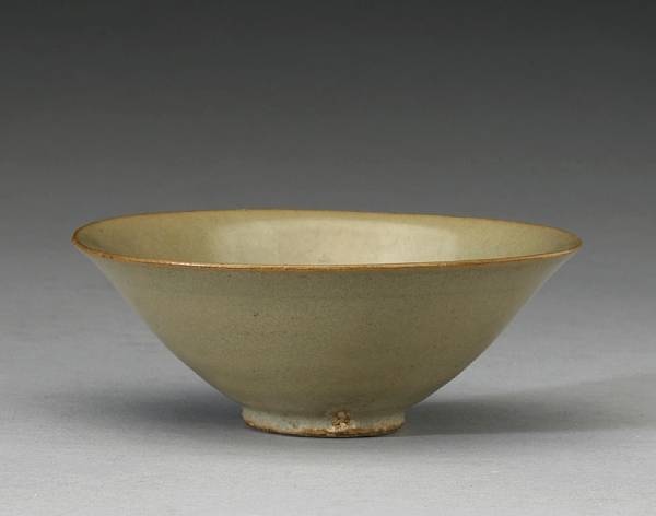 Appraisal: A Yaozhou celadon glazed stoneware cup Northern Song Dynasty Thinly