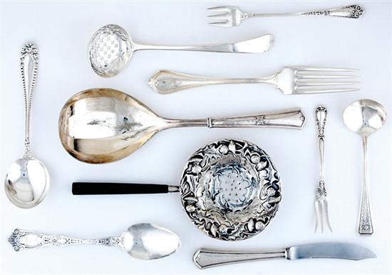 Appraisal: American sterling flatware and serving pieces Towle Old Newbury pattern