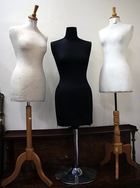 Appraisal: A MID TO LATE TH CENTURY MANNEQUIN of female form