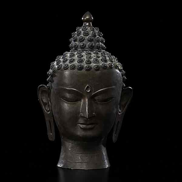 Appraisal: Bronze Buddha Head Asian th century A hollow cast bronze