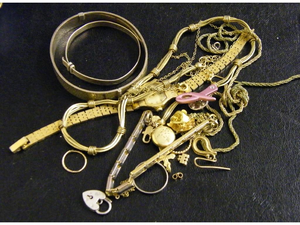 Appraisal: Quantity of earrings principally ct grams approx together with a