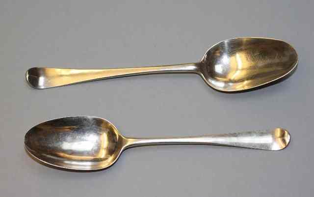 Appraisal: A GEORGE III SILVER HANOVARIAN TABLESPOON London unidentifiable makers mark