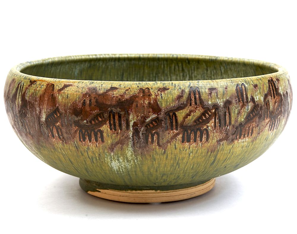 Appraisal: Krystyna Konrad Sadowski Pottery Bowl Krystyna Konrad Sadowski ceramic bowl