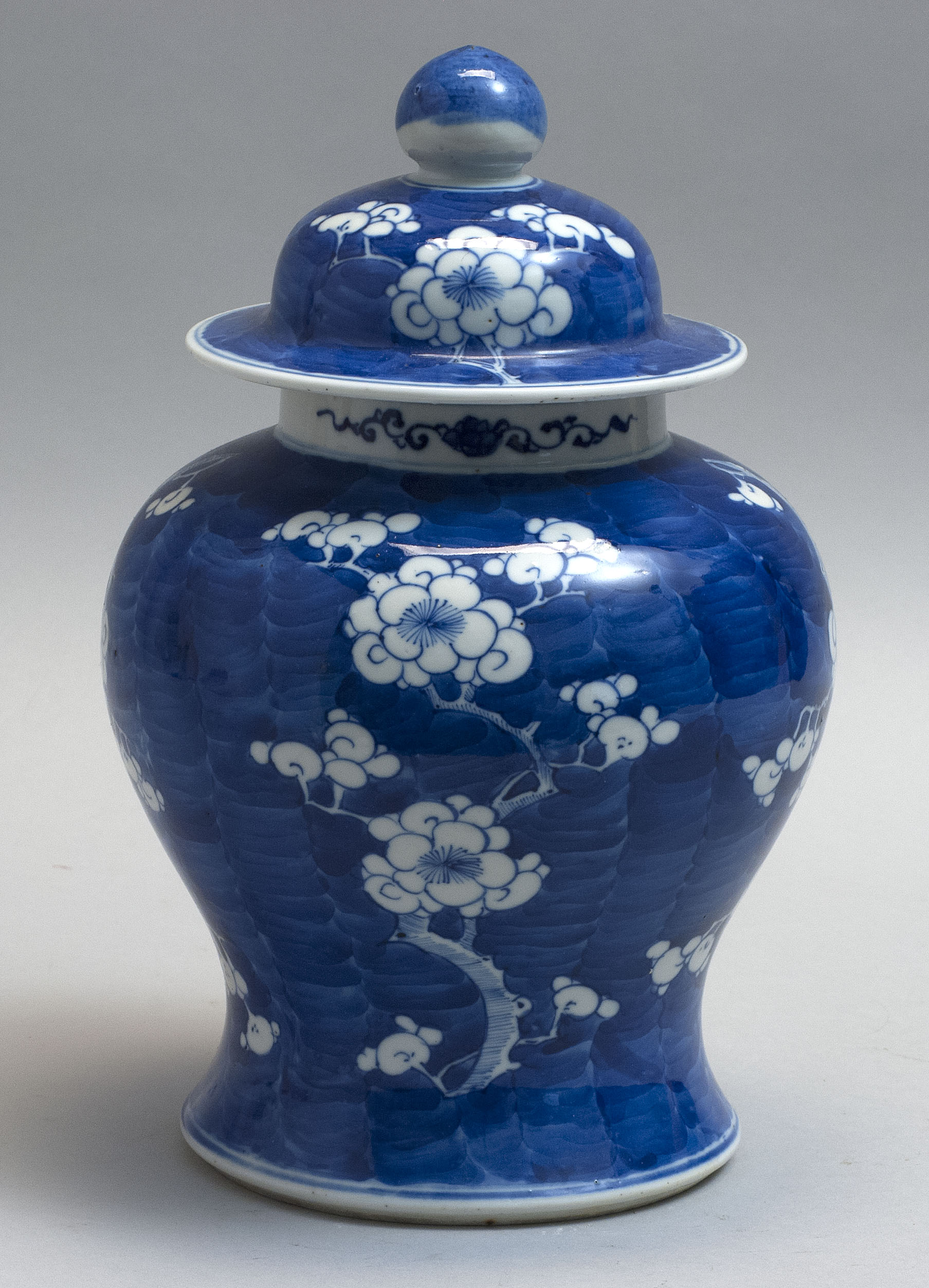 Appraisal: CHINESE BLUE AND WHITE PORCELAIN COVERED JAR Early th CenturyIn