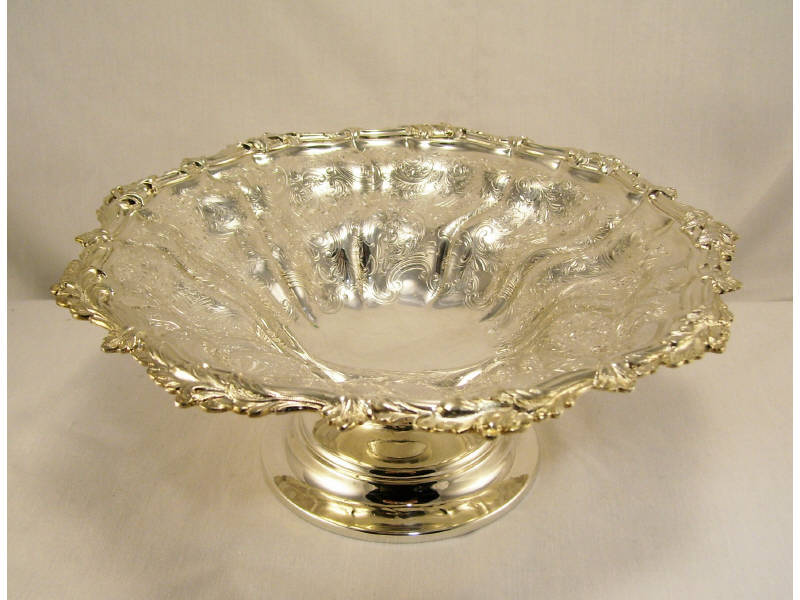 Appraisal: Ellis-Barker Silverplated Compote Highly engraved interior design with a leaf