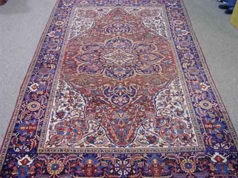 Appraisal: PERSIAN HAND WOVEN AHAR HERIZ RUG - X