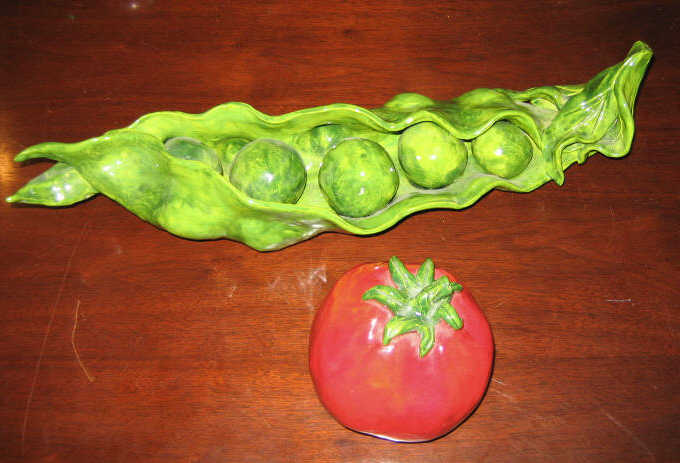 Appraisal: BETTE SPINDLER AMERICAN Tomato h and pea pod l glazed