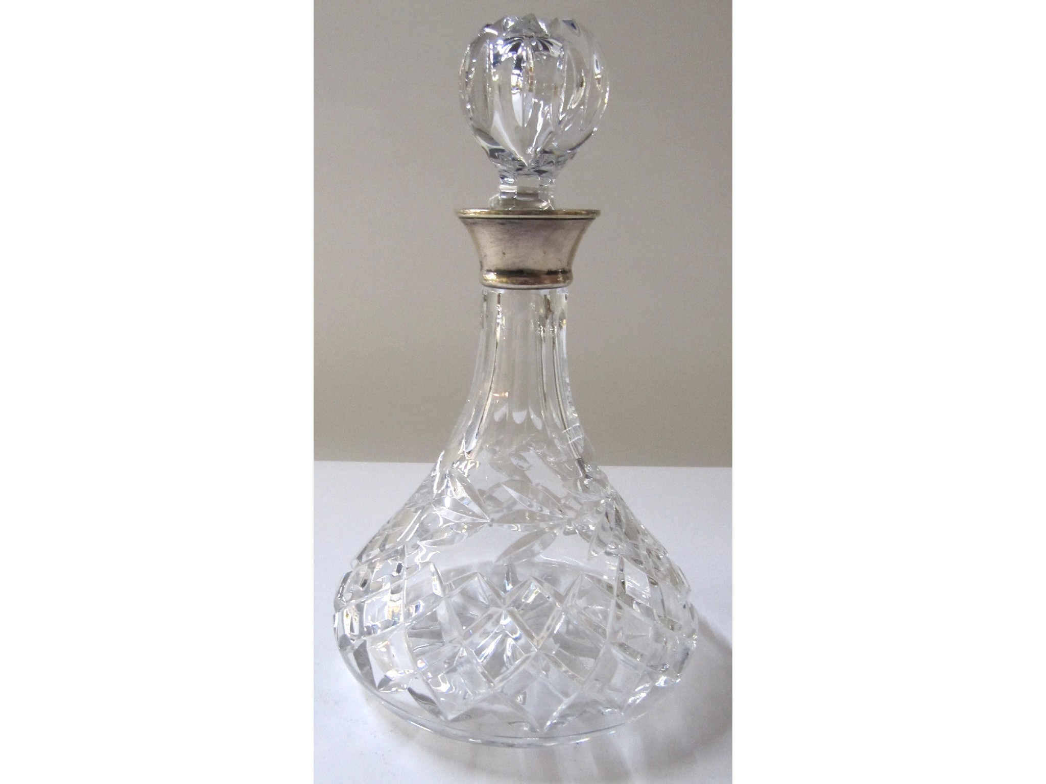 Appraisal: A silver topped cut glass ship's decanter Birmingham