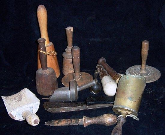 Appraisal: Three turned wood pestles four others and a quantity of