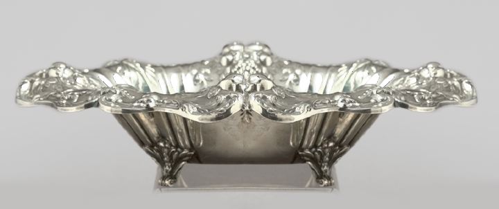 Appraisal: Reed and Barton Sterling Silver Francis I Fruit Bowl the