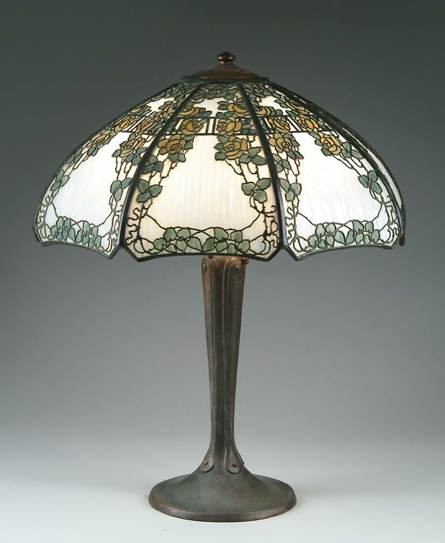 Appraisal: HANDEL METAL OVERLAY TABLE LAMP Handel overlay shade has cast