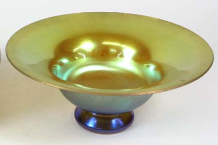 Appraisal: STEUBEN GOLD ART GLASS CENTER BOWL the unusual iridescent gold