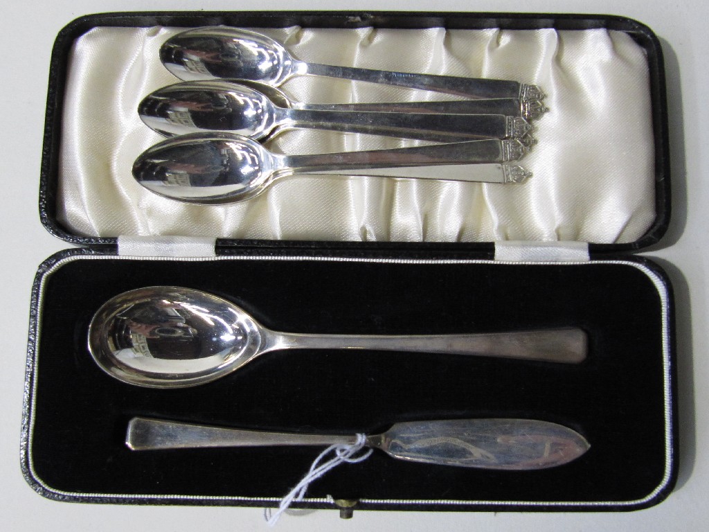 Appraisal: Lot comprising cased silver butter knife jam spoon and six