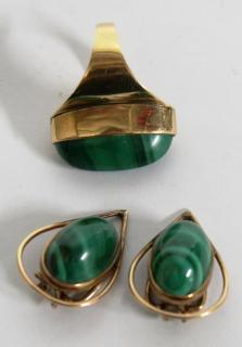 Appraisal: Vintage Woman's K Malachite Ring Earrings The ring an elongated