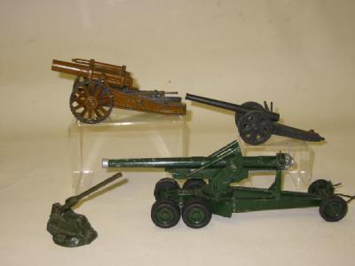 Appraisal: Britains Howitzer A A gun mm gun and a French