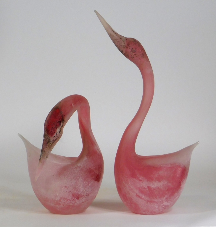 Appraisal: PR GINO CENEDESE MURANO SCAVO GLASS SWANS Italy - Opposing