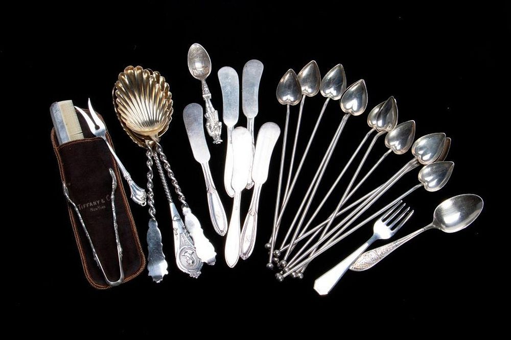 Appraisal: A grouping of sterling silver A miscellaneous grouping of sterling