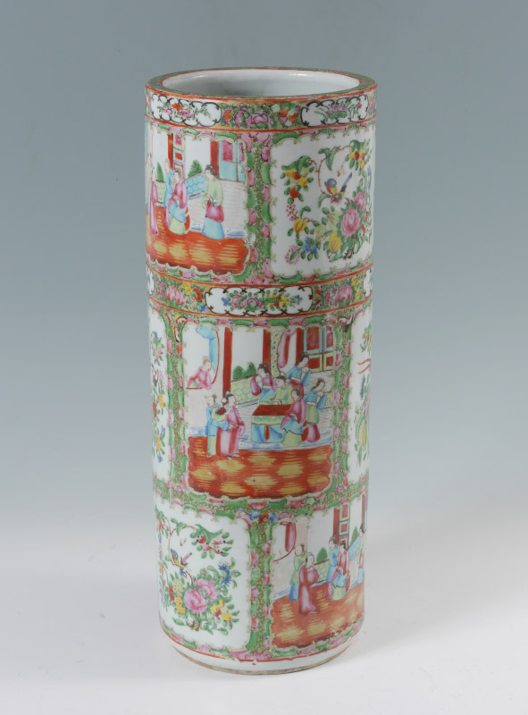 Appraisal: CHINESE ROSE MEDALLION UMBRELLA STAND Alternating genre scenes and floral