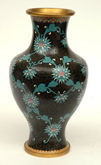 Appraisal: A CONTEMPORARY CHINESE CLOISONN VASE