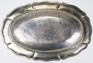 Appraisal: Hand hammered Mexican sterling silver serving tray oval with serpentine