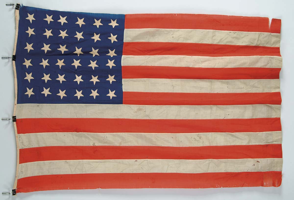 Appraisal: -STAR AMERICAN FLAG x wool and cotton blend flag is