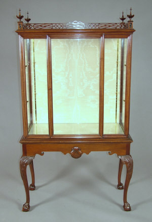 Appraisal: A Chinese Chippendale style mahogany display cabinet early th century