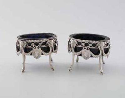 Appraisal: A pair of late th century early Dutch openwork salts