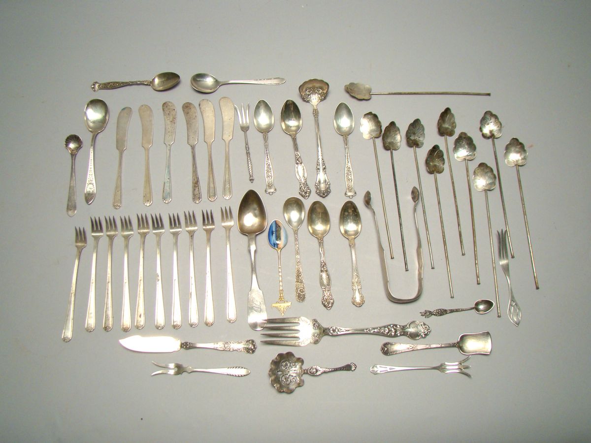 Appraisal: LOT OF AMERICAN STERLING SILVER FLATWARE By various makers including