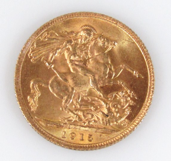 Appraisal: A George V full gold sovereign